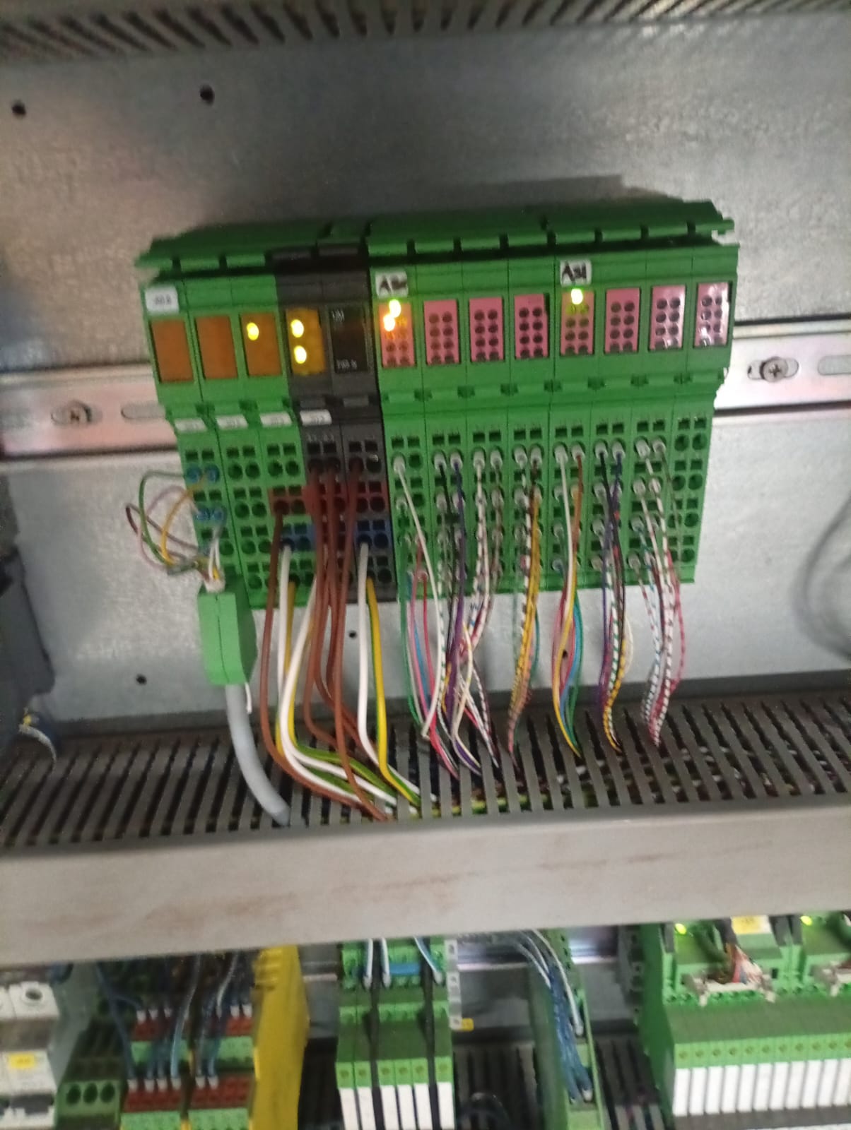 Electrical wiring work by B2een Laundry Cleaning Services